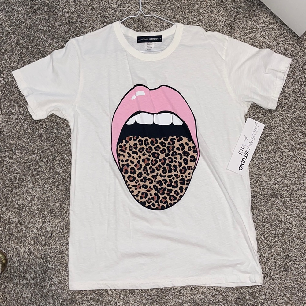 White tee graphic